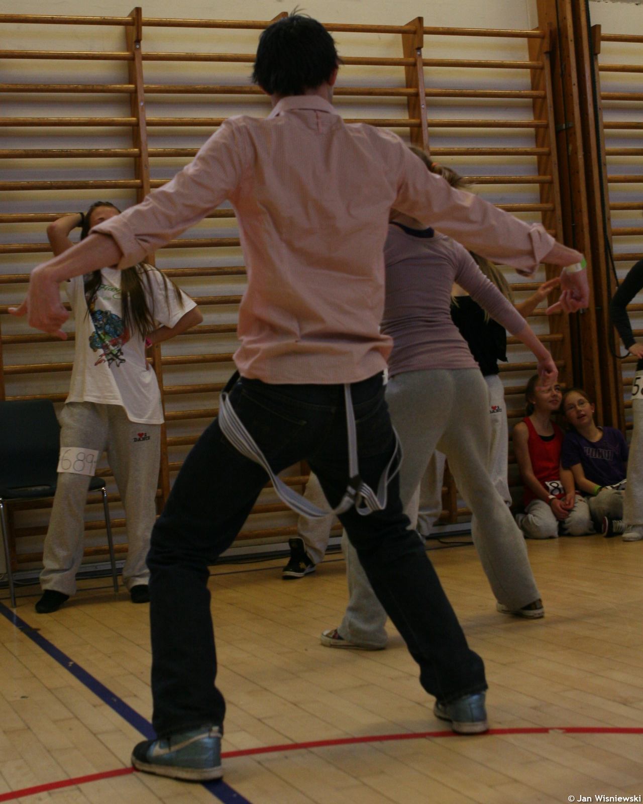 * Image 204