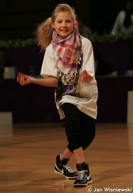 * Image 10