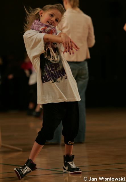 * Image 16