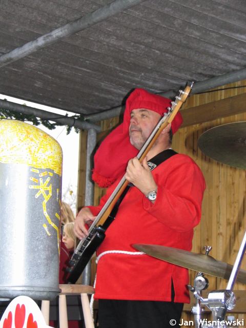 * Image 40