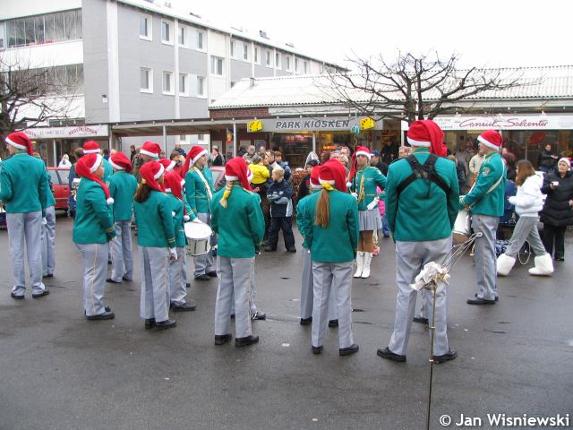 * Image 13